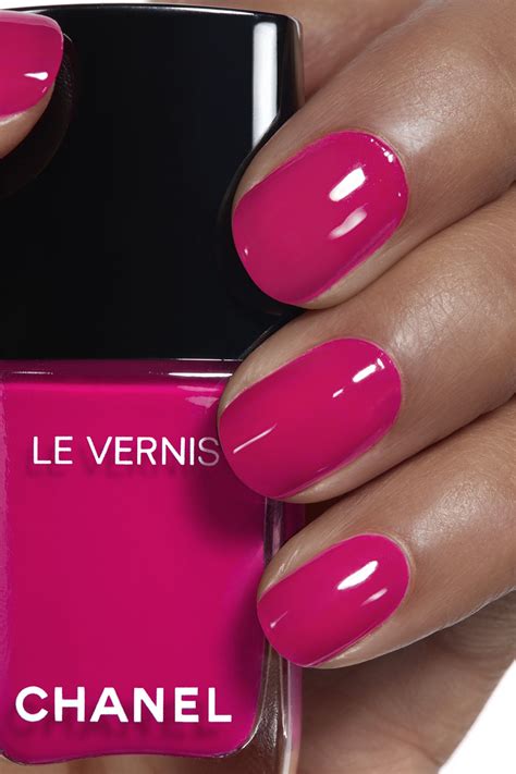 chanel le vernis camelia|Nail Colours .